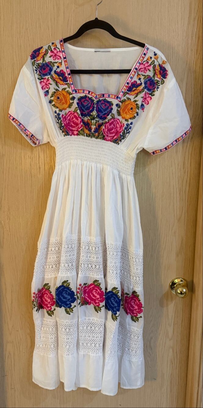Guatemala White Floral Embroidered Midi Dress Crochet Lace Size Large